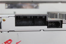 Load image into Gallery viewer, Radio Land Rover LR3 2005 05 2006 06 2007 07 2008 08 2009 09 Am Fm CD - 1147552
