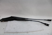 Load image into Gallery viewer, WINDSHIELD WIPER ARM Volkswagen Jetta 2013 13 - 1148605
