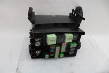 Load image into Gallery viewer, FUSE BOX Volkswagen Jetta Passat 10 11 12 13 14 15 - 1148607
