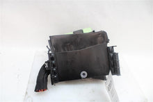 Load image into Gallery viewer, FUSE BOX Volkswagen Jetta Passat 10 11 12 13 14 15 - 1148607
