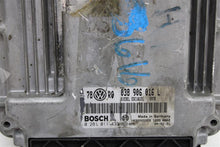 Load image into Gallery viewer, ECU ECM COMPUTER Volkswagen Passat 2004 04 2005 05 - 1148863
