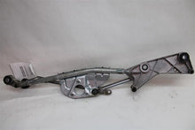 Load image into Gallery viewer, WINDSHIELD WIPER TRANSMISSION Gl350 Gl450 Gl550 GL63 AMG 13-19 - 1149230
