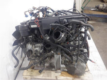 Load image into Gallery viewer, ENGINE MOTOR BMW 530i 2003 03 3.0L - 1149629
