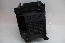 Load image into Gallery viewer, AIR CLEANER BOX Hyundai Santa Fe Kia Sorento 13 14 15 16 - 1149725
