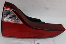 Load image into Gallery viewer, TRUNK LID MOUNTED TAIL LIGHT LAMP Sorento 2014 14 2015 15 Right - 1149796
