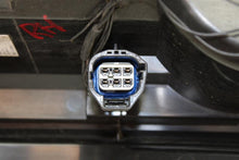 Load image into Gallery viewer, TAIL LIGHT LAMP ASSEMBLY Land Rover LR4 10 11 12 Right - 1149907
