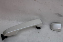 Load image into Gallery viewer, Exterior Door Handle Toyota Camry 12 13 14 15 16 17 Right - 1150182
