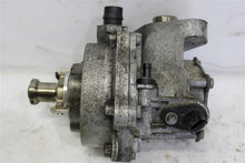 Load image into Gallery viewer, VACUUM PUMP 135i 335i 535i 535i Gt 640I 740i 740il Active 3 12-19 - 1150452
