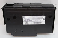 Load image into Gallery viewer, REMOTE CD CHANGER C230 C240 C280 C320 C350 C55 CLK320 04-12 - 1150520
