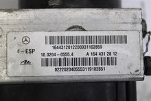 Load image into Gallery viewer, ABS ANTI-LOCK BRAKE PUMP Gl320 Gl350 Gl450 Gl550 ML320 ML350 09-13 - 1150538
