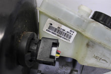 Load image into Gallery viewer, POWER BRAKE BOOSTER ML320 ML350 ML550 ML63 2007 07 2008 08 09 10 11 12 - 1150539
