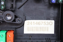 Load image into Gallery viewer, FUSE BOX Beetle Golf Golf Cabriolet Golf GTI Jetta R32 Rabbit 00-14 - 1150663
