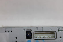 Load image into Gallery viewer, MISCELLANEOUS RADIO PART Kia Sorento 2014 14 MATCH NUMBERS - 1150815
