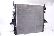 Load image into Gallery viewer, RADIATOR LR4 Range Rover Sport 10 11 12 13 14 15 16 - 1150875
