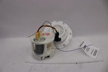 Load image into Gallery viewer, FUEL PUMP E250 Van C250 C300 C350 C63 CL550 CL600 CL63 CL65 11-16 - 1151668
