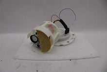 Load image into Gallery viewer, FUEL PUMP E250 Van C250 C300 C350 C63 CL550 CL600 CL63 CL65 11-16 - 1151668
