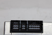 Load image into Gallery viewer, Transfers Case Computer Land Rover LR3 Range Rover Sport 05 06 07 08 09 - 1152173
