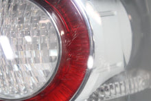 Load image into Gallery viewer, TAIL LIGHT LAMP ASSEMBLY Range Rover 2010 10 2011 11 Right - 1152264

