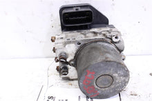 Load image into Gallery viewer, ABS ANTI-LOCK BRAKE PUMP Toyota Sienna 2011 11 - 1152438
