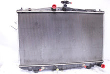 Load image into Gallery viewer, RADIATOR Toyota Sienna 11 12 13 14 15 16 - 1152451
