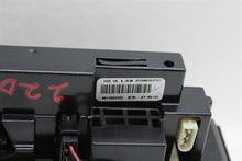 Load image into Gallery viewer, Temp Climate AC Heater Control Range Rover 2003 03 2004 04 2005 05 06 - 1153691

