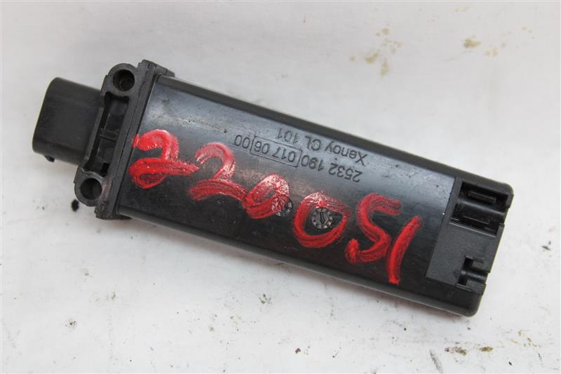 RADIO ANTENNA BMW 528i 2013 13 - 1154126