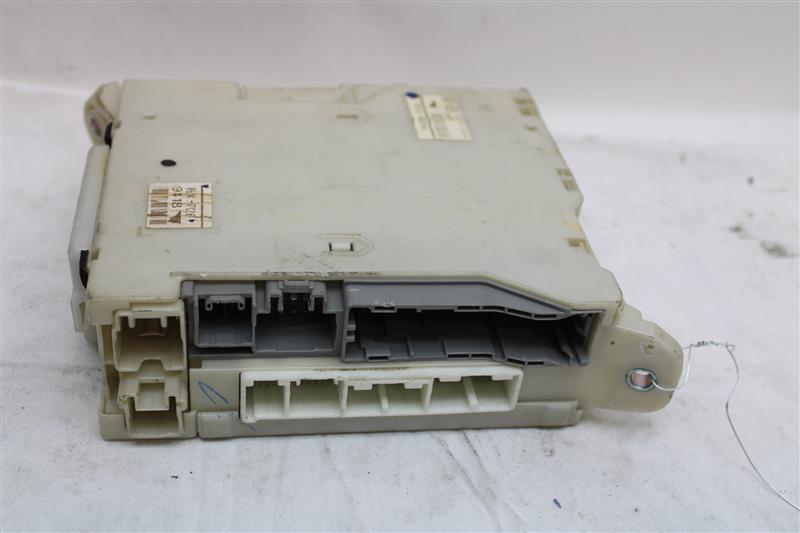 FUSE BOX Lexus GS300 GS350 GS430 IS250 IS350 2006-2015 Left - 1154243