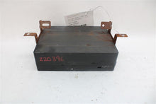 Load image into Gallery viewer, CD AUTO CHANGER Jaguar S Type 2000 00 2001 01 2002 02 03 - 1154454
