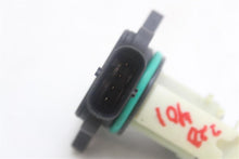 Load image into Gallery viewer, Mass Air Flow Sensor Meter MAF 135i 335i 528i 535i 535i Gt 640I 10-17 - 1155083
