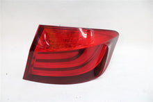 Load image into Gallery viewer, OUTER TAIL LIGHT LAMP 528i 535i 550i Active 5 M5 11 12 13 Right - 1155133
