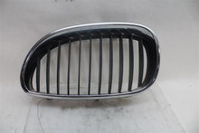 Load image into Gallery viewer, GRILLE 525i 530i 2004 04 2005 05 2006 06 2007 07 Upper Left - 1156090

