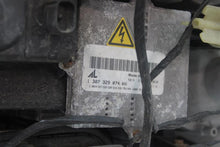 Load image into Gallery viewer, HEADLIGHT LAMP ASSEMBLY Range Rover 2003 03 2004 04 2005 05 Right - 1156875
