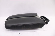 Load image into Gallery viewer, CONSOLE LID Nissan Murano Murano Cross Cabriolet 2017 17 - 1156998
