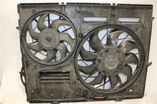 Load image into Gallery viewer, RADIATOR FAN ASSEMBLY Audi Q7 11 12 13 14 15 - 1160271
