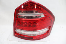 Load image into Gallery viewer, TAIL LIGHT LAMP ASSEMBLY Gl350 Gl450 Gl550 10 11 12 UPPER Right - 1161577
