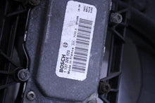Load image into Gallery viewer, RADIATOR FAN ASSEMBLY Audi Q7 2007 07 2008 08 2009 09 2010 10 - 1161645
