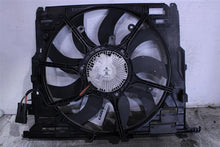 Load image into Gallery viewer, RADIATOR FAN ASSEMBLY 535i 535i Gt 640I 740i 740il Active 5 10-17 - 1162460
