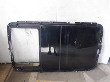 Load image into Gallery viewer, SUNROOF ASSEMBLY BMW X5 X5M 07 08 09 10 11 12 13 - 1163315
