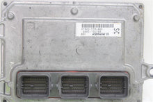 Load image into Gallery viewer, ECU ECM COMPUTER Honda HR-V 2016 16 - 1163504
