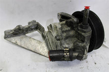 Load image into Gallery viewer, POWER STEERING PUMP BMW 525i 528i 530i 2006 06 2007 07 08 09 10 - 1163685
