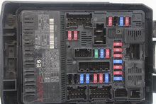 Load image into Gallery viewer, FUSE BOX Q50 Q60 2014 14 2015 15 2016 16 2017 17 2018 18 - 1164834
