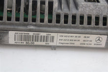 Load image into Gallery viewer, INFO-GPS SCREEN Mercedes-Benz E350 E550 E63 2010 10 2011 11 - 1165075
