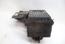 Load image into Gallery viewer, AIR CLEANER BOX Honda Civic CR-V 96 97 98 99 00 01 - 1165439
