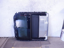 Load image into Gallery viewer, SUNROOF ASSEMBLY BMW 750i 745i 760i 2002 02 03 04 - 08 - 1165906
