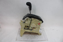 Load image into Gallery viewer, Floor Shifter Kia Sorento 2011 11 - 1166156
