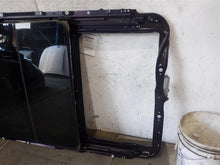 Load image into Gallery viewer, SUNROOF ASSEMBLY BMW X5 X5M 07 08 09 10 11 12 13 - 1167718
