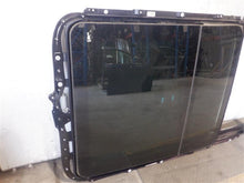 Load image into Gallery viewer, SUNROOF ASSEMBLY BMW X5 X5M 07 08 09 10 11 12 13 - 1167718
