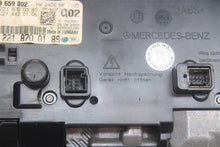Load image into Gallery viewer, INFO-GPS SCREEN S550 S600 S63 S65 SL55 SL550 SL600 SL65 07 08 - 1168046
