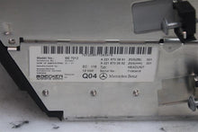 Load image into Gallery viewer, REMOTE CD CHANGER C230 C240 C280 C320 C350 C55 CLK320 04-12 - 1168049
