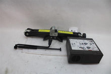 Load image into Gallery viewer, JACK Audi Allroad 2013 13 - 1168822

